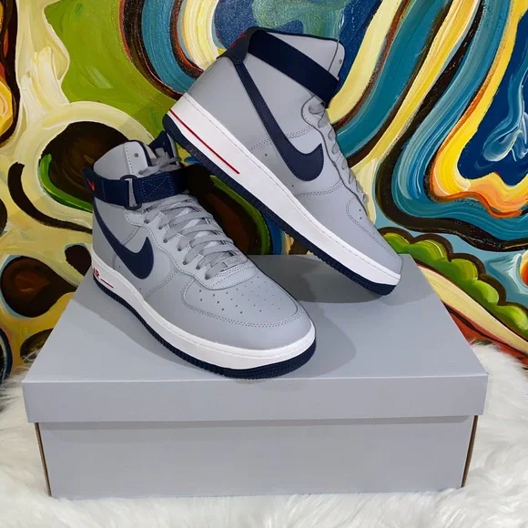 ⛹️‍♂️🏀🗑Authentic Brand New NIKE AIRFORCE1 High Top - Picture 3 of 6